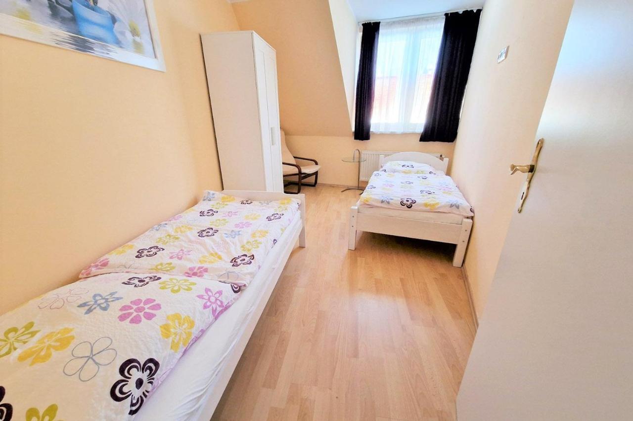 Cozy Apartments In Muelheim Köln Eksteriør bilde