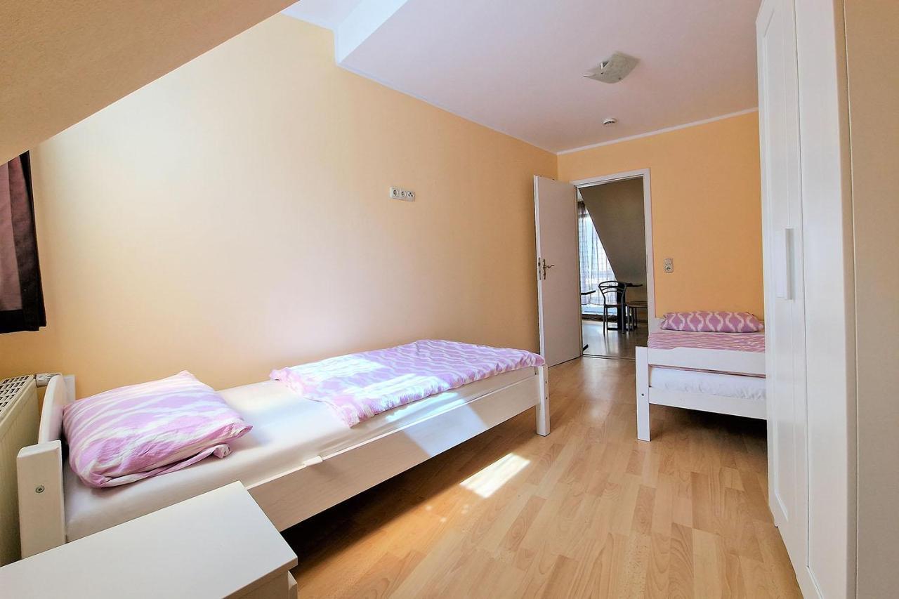 Cozy Apartments In Muelheim Köln Eksteriør bilde